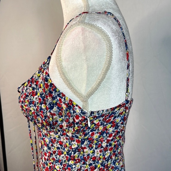 H&M Floral Red/Blue Calf Length Dress Size Small - Picture 6 of 8